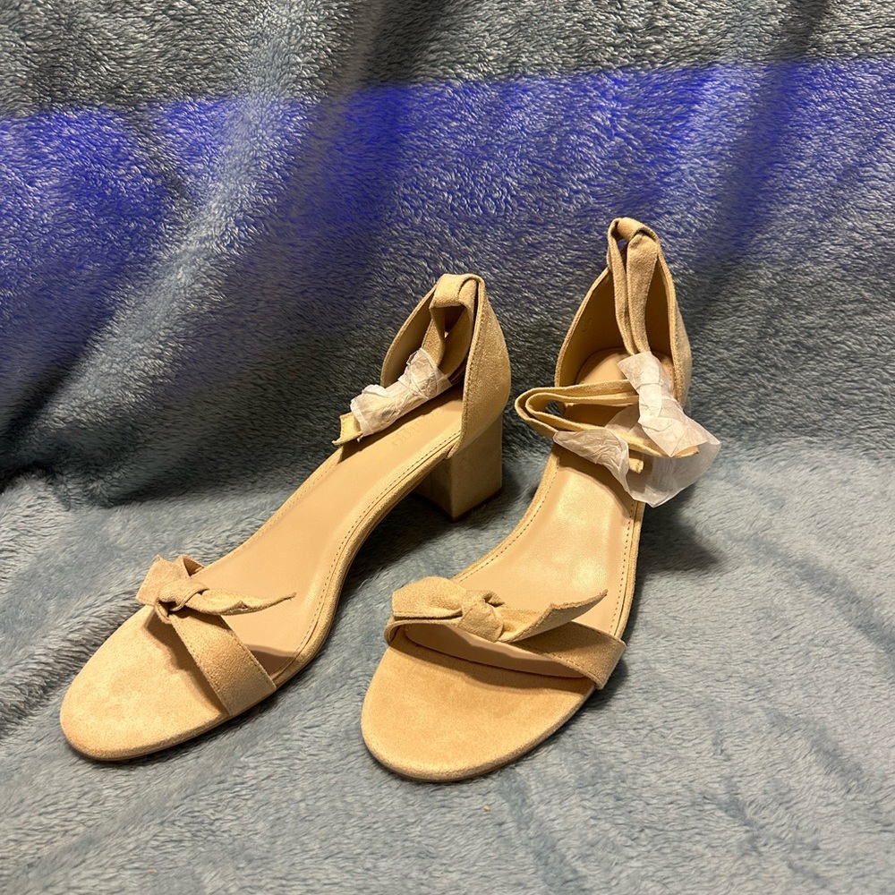 Chic Beige Block Heel Sandals